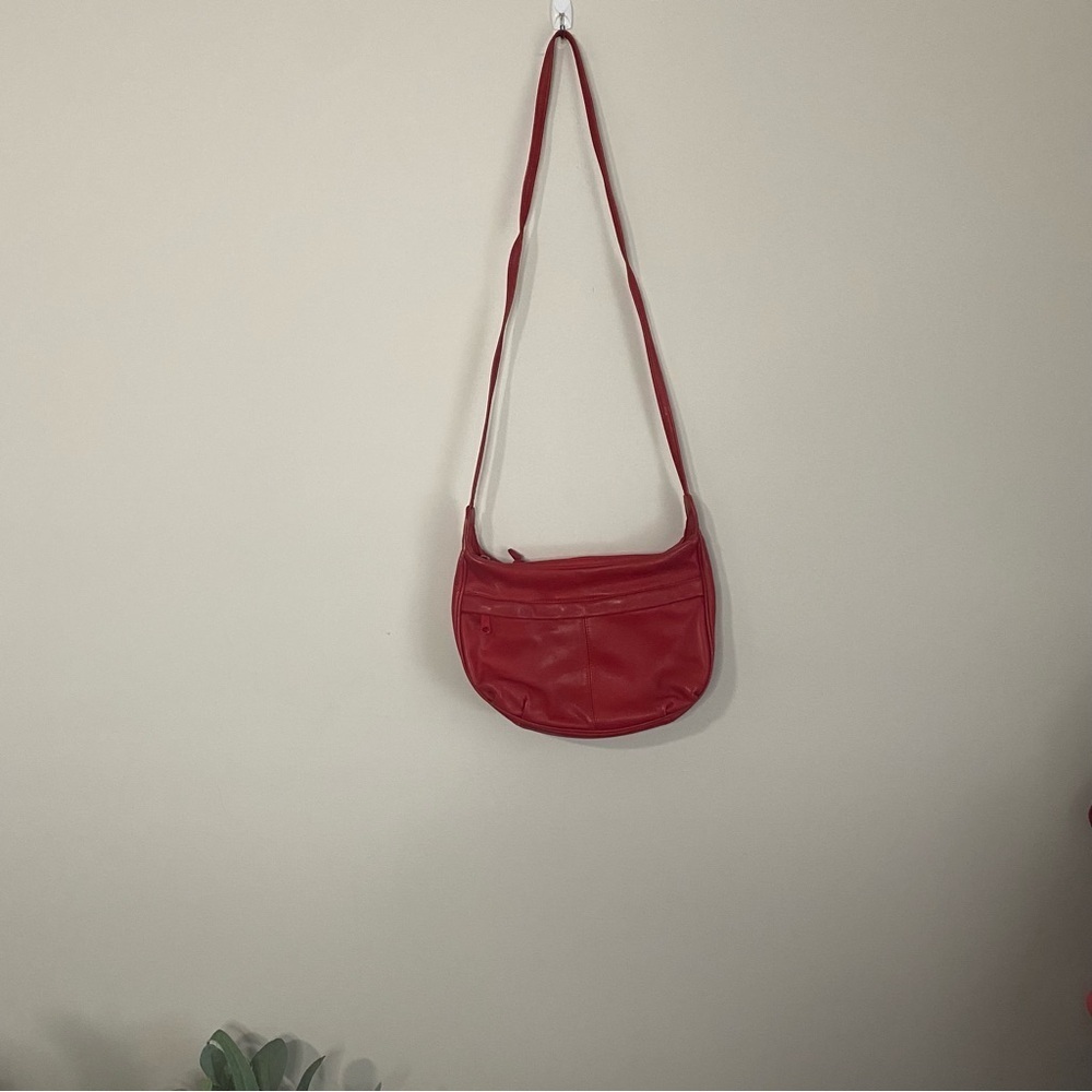 Vintage Red Leather Shoulder Bag - Picture 5 of 5